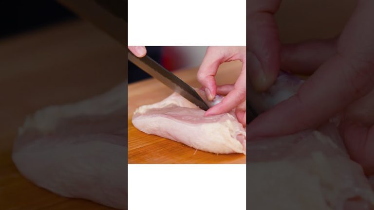 Easy Technique For Crispy-Skinned Chicken Breasts #Shorts