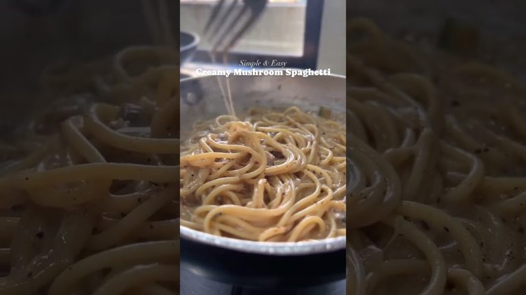 Creamy Mushroom & Zucchini Spaghetti ~ Comment for the recipe #easyrecipe #mushroom #pasta #shorts