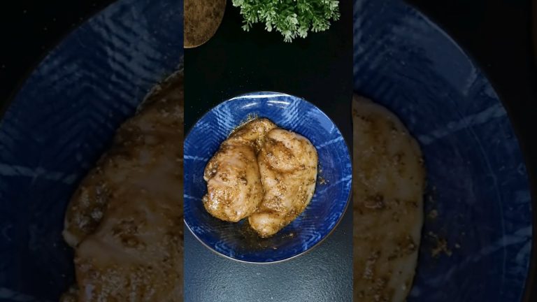 Homemade Pasta SAUCE with Chicken #Shorts