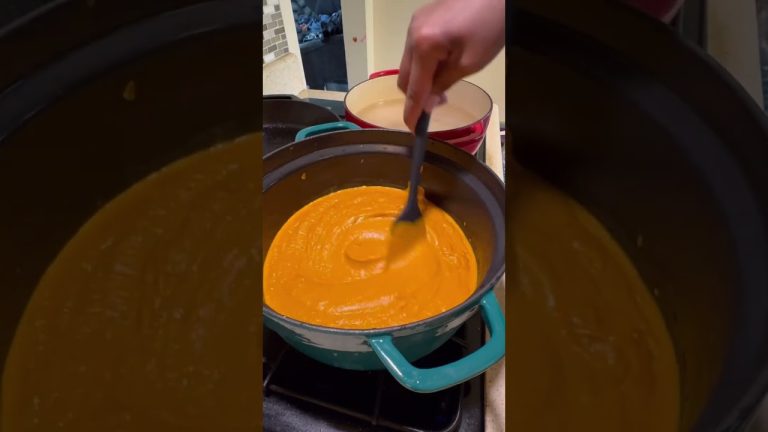 Sneaking #veggies in my kids dinner…and it WORKED! #foodshorts #food #foodie #vegetarian