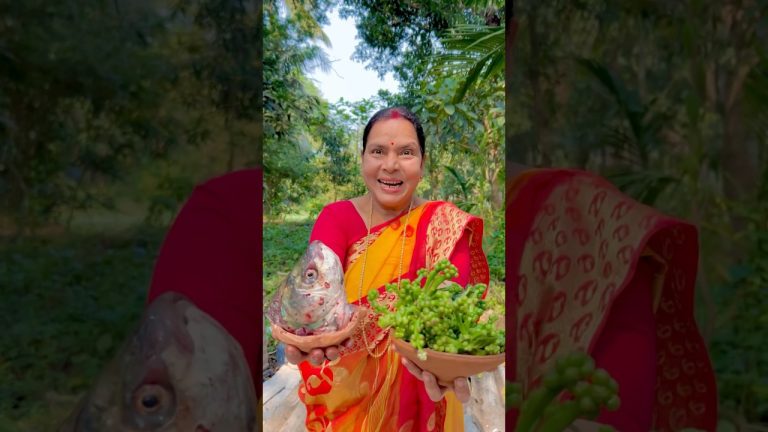 মাছের মাথা দিয়ে পুঁই মেচড়ি Recipe | Fish Head Recipe #shorts #fishcutting #fishing #chaatrecipe