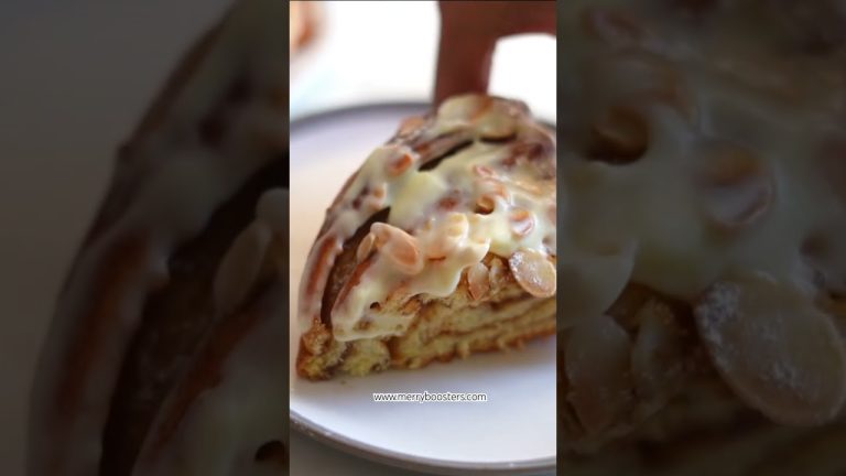 Cinnamon braided bread with toasted almonds and Cream cheese frosting 😋#shorts #bread #baking
