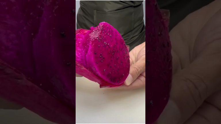 Red Dragon Fruit Milkshake Recipe #shorts