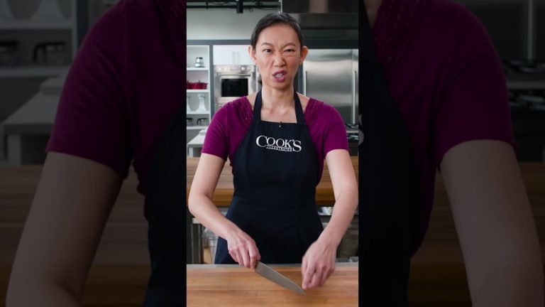 Knife Skills: How To Hold A Knife #Shorts