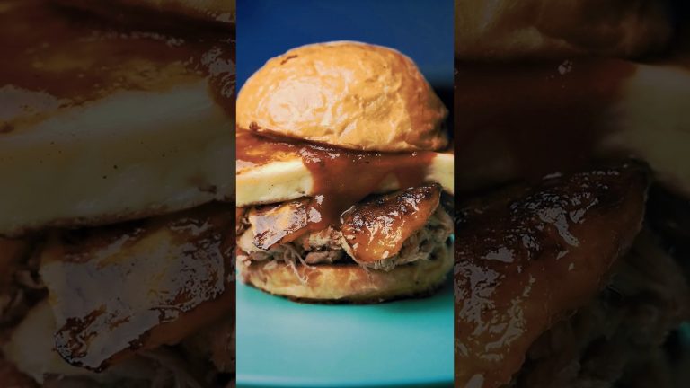 Tres Golpes #sandwich #pulledpork #bbq