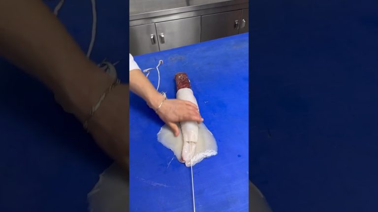 Membungkus Daging Dengan Seafood