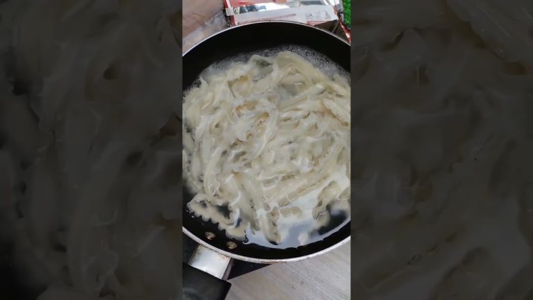 Amazing New Noodles In Pakistan 😭| Fettuccine Instant Noodles | Noody Chicken Ramen Korean 3x Spicy