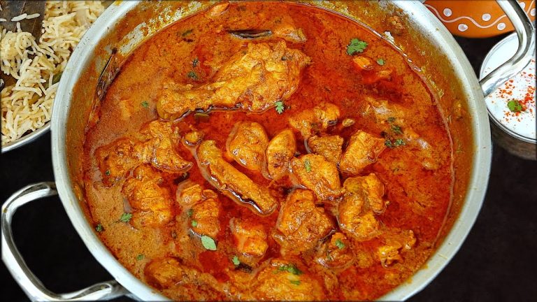 1Kg చికెన్ తో ఫుల్ గ్రేవీ వచ్చేలా జన్మలో మర్చిపోలేని చికెన్ కర్రీ😋 Chicken Curry In Telugu | Chicken