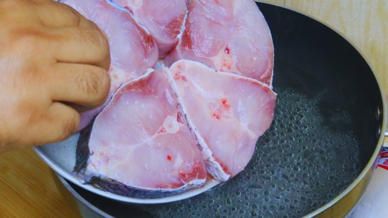 বাচ্চারা চেটেপুটে মাছ খাবে যদি এভাবে রেসিপিটা করেন | Mouthwatering Fish Nugget Recipe By The Rosui