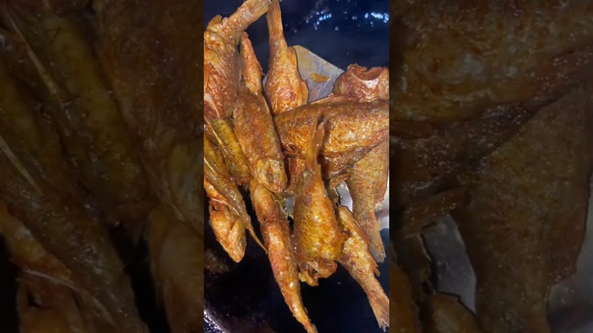लोकल माछा खोलाको Local fish river #villagelife #yummy #fishhunting #fishfry #delicious #recipe