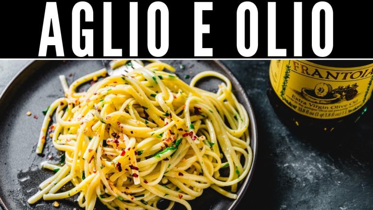 LINGUINE AGLIO E OLIO | Best 15 Minute Pasta Recipe!