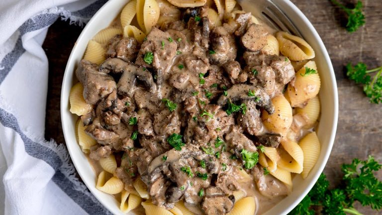 Slow Cooker Beef Stroganoff