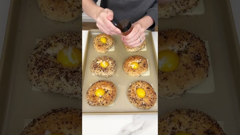 Easy and delicious breakfast #easyrecipe #recipe #breakfast #bagels #cheese #eggs