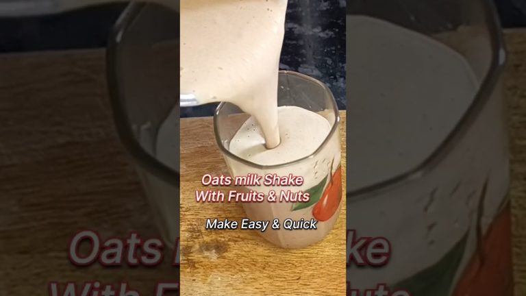Healthy Oats Milk Smoothie for Breakfast//Apple Banana Smoothie #shorts #viral #cooking #easy