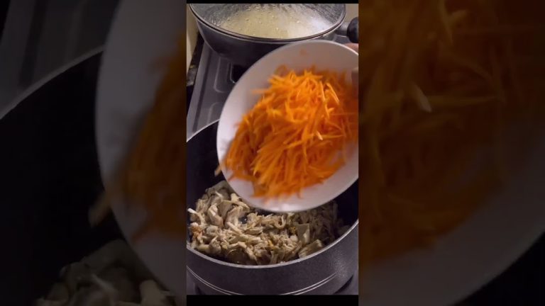 Creamy White Cheese Pasta Recipe | Trendy & Delicious!  |#shortsvideo #shorts #short