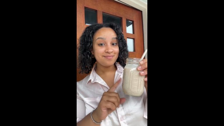 Banish Sugar Cravings With This Smoothie #shorts