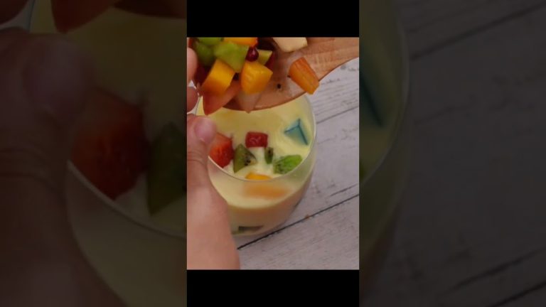 10 minutes Cold Dessert,Fruit Custard Trifle #recipesoftheworld #shorts #Dessert #recipes