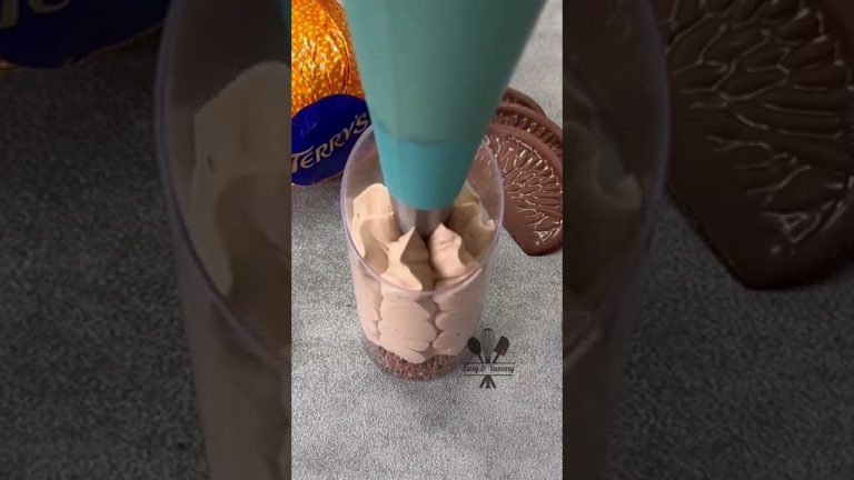 Chocolate orange no bake dessert cups 🍫🍊 Full recipe on the channel.