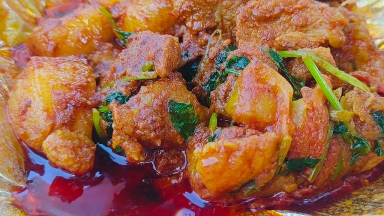 How to Cook Pork Curry Recipe in Village Style || Adivashi Village Cooking