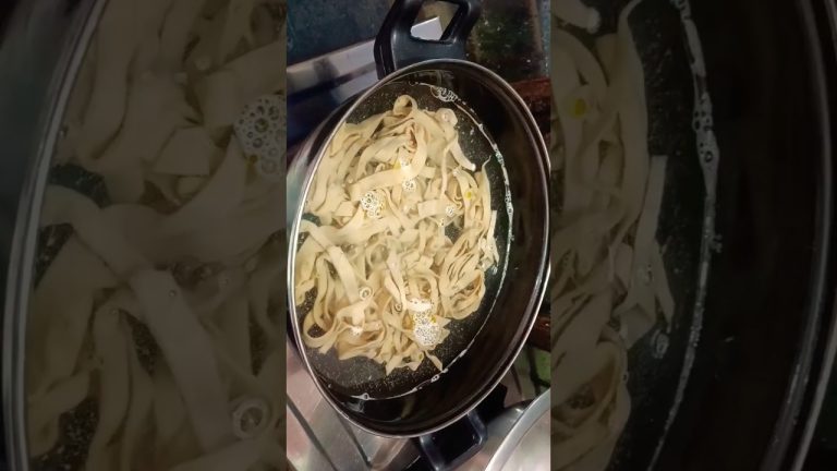 हेल्दी टेस्टी आता नूडल्स #recipe #pasta #noodles #food #noodle #foodie #attanoodles #cooking