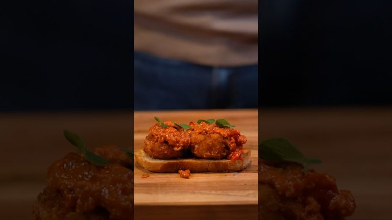 Italian Mozzarella Cheese Sandwich #recipe #cheesesandwich