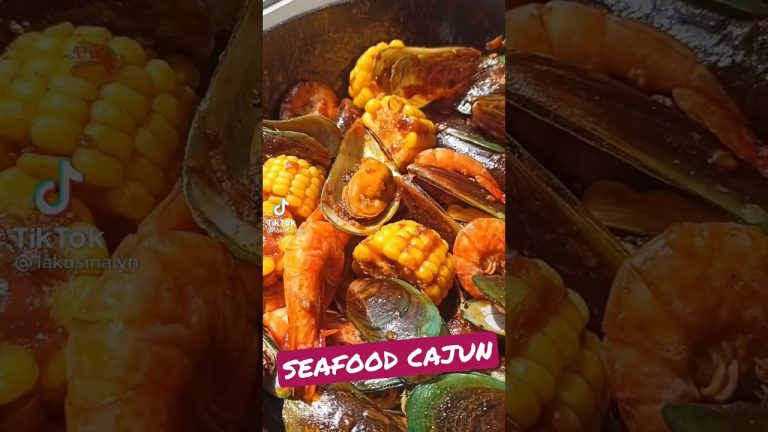 SEAFOOD CAJUN /christmas ideas /corn /shrimp / mussels/  TikTok seafood /TikTok foodie