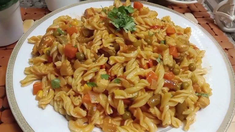 Chicken Masala Pasta Recipe | Pakistani Style Chicken vegetable Pasta |  Spring Pasta by Sahiba