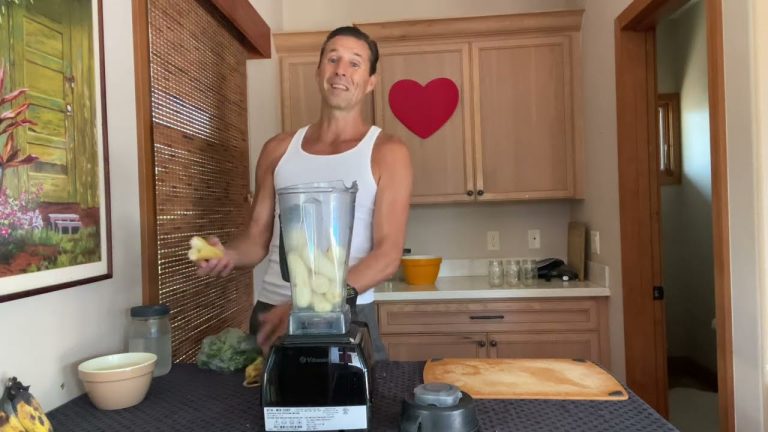 Super Simple Smoothie For Health And Energy