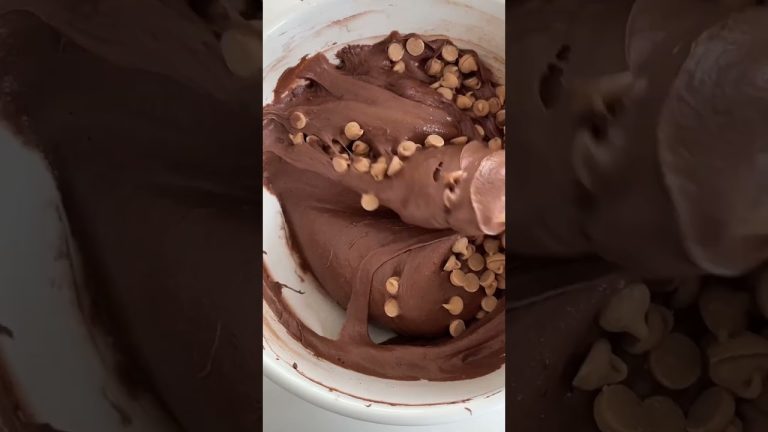 nothing bundt cake at home and even better #recipe #food #shorts