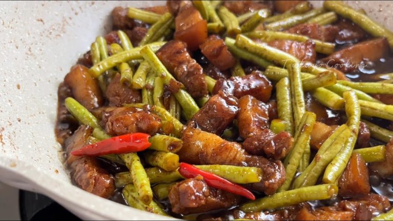 How to cook adobong sitaw with pork. Easy recipe
