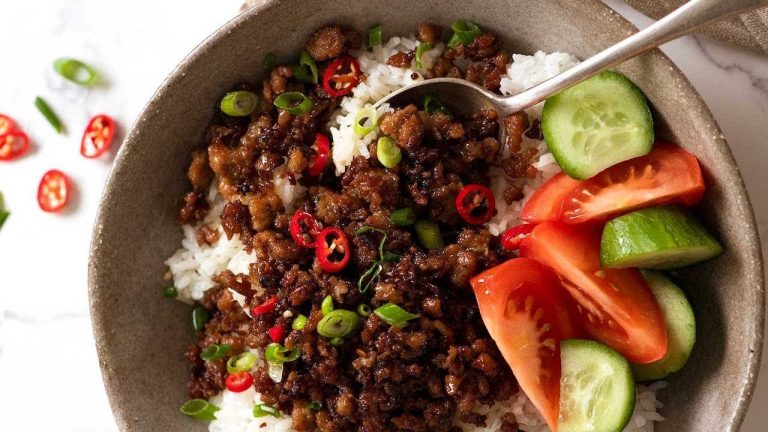 Vietnamese Caramalised Pork Bowls