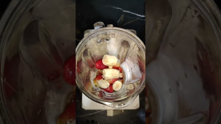 strawberry shake #shorts #ytshorts #shortvideo #viral #youtubeshorts