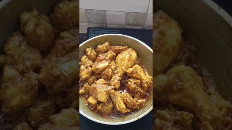 Special Chicken Curry । আজকেই বাড়িতে একবার বানিয়ে ফেলুন 😋#shorts#ytshortsvideo#food#recipe#chicken