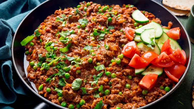 Easy Keema Curry (Minced Beef Curry) thats ready in 30 minutes!