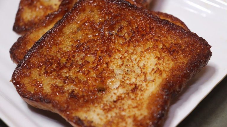 Super Easy Eggless French Toast Recipe