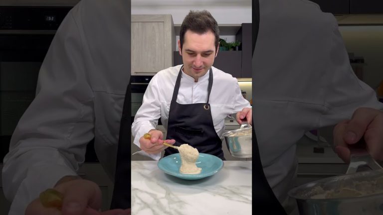 POLPO TOSTATO, HUMMUS di FAGIOLI e SALSA TZATZIKI💚🔥 #Shorts