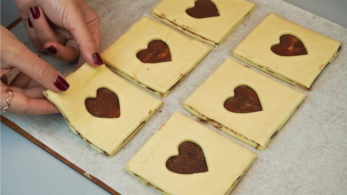 They will disappear in a minutes! Super Easy Puff Pastry Dessert Recipe!