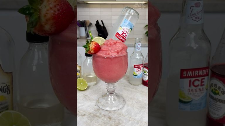 Smirnoff ice strawberry daiquiri #cocktail #strawberry #rum #drink