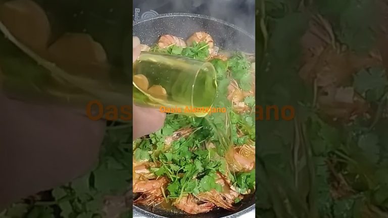 Gambas no Vinho Branco com Pao frito no Azeite