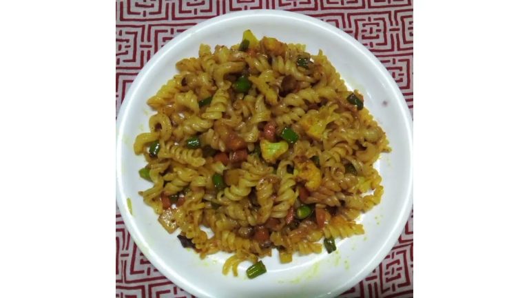 ছেলের জন্য আজকে একটু পাস্তা বানালাম।pasta recipe/#cooking #pasta #bengali video