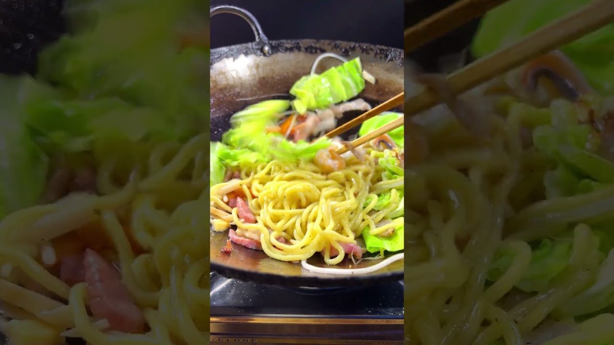 おひとりさまの五目焼きそば #shorts #yakisoba