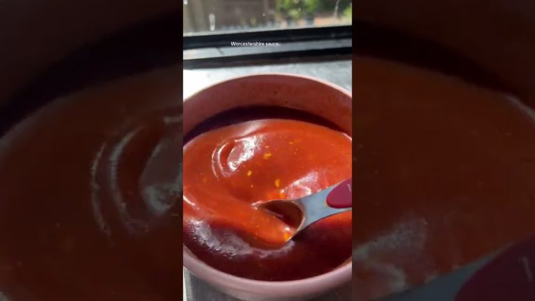 The BEST sloppy joe recipe! #sloppyjoe #budgetmeals #plantbased #shorts_video