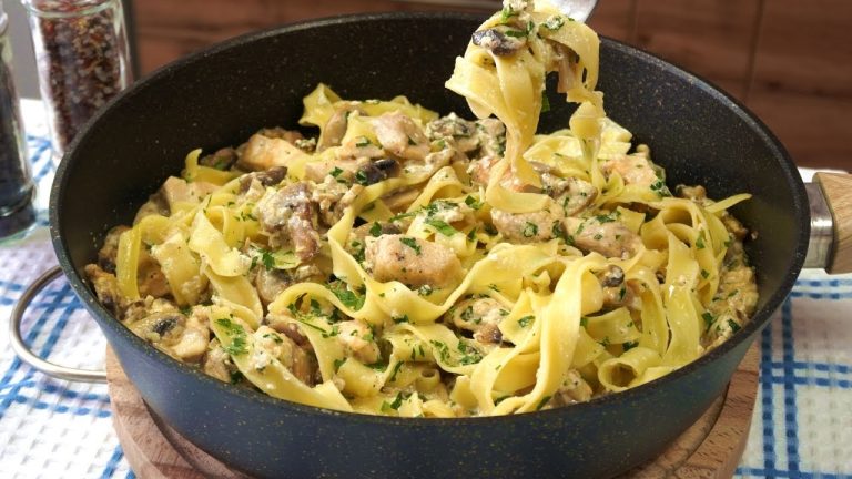 Das ist die leckerste Pasta, die ich je gegessen habe! Fettuccini Rezept mit Hühnerbrust