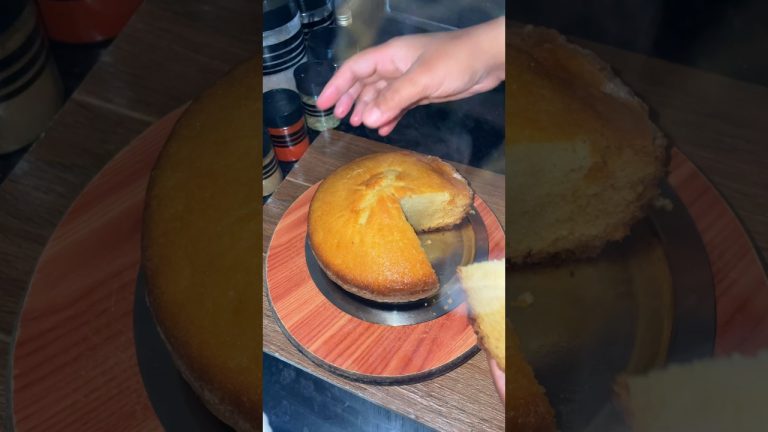 Cooker Vanilla sponge cake recipe 😋#shorts #vanillacake #foodienitu