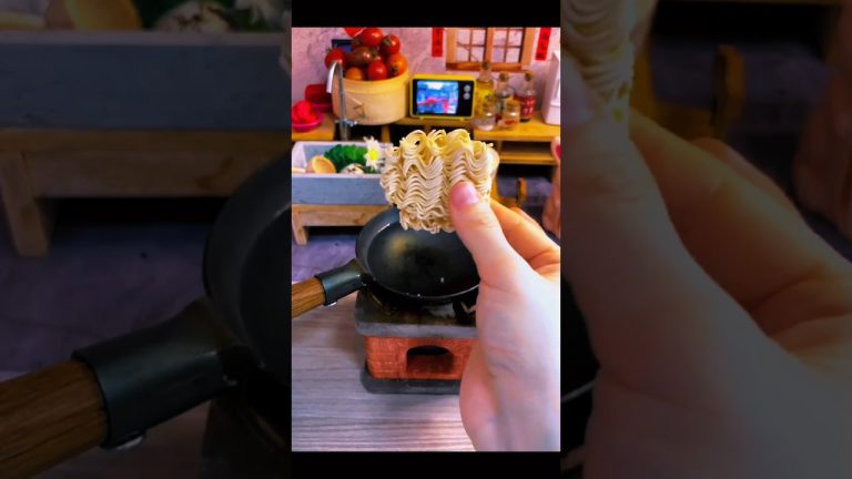 simple egg noodles recipe #youtubeshorts #cooking