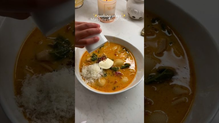 He will put a 💍 on it after you make this soup! Marry me chicken soup #recipes #cookwithme