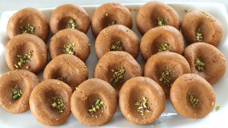 অনেকক্ষণ দুধ ঝাল দিয়ে প্যারা তৈরির ঝামেলা ছাড়া প্যারা সন্দেশ রেসিপি। Pera Sondesh Recipe