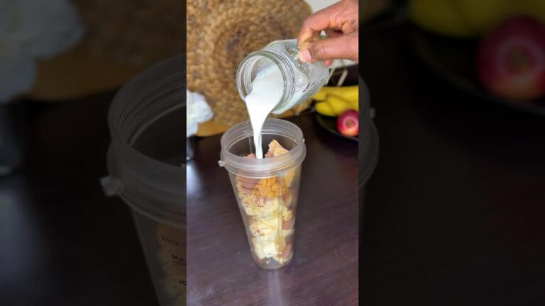 A delicious weight gain smoothie 😋😋 #recipe #food #smoothie