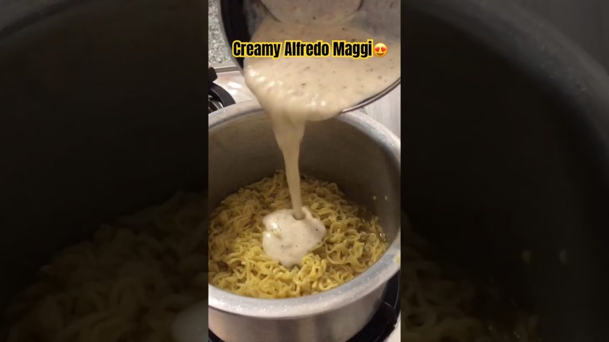 creamy Alfredo maggi recipe #shorts