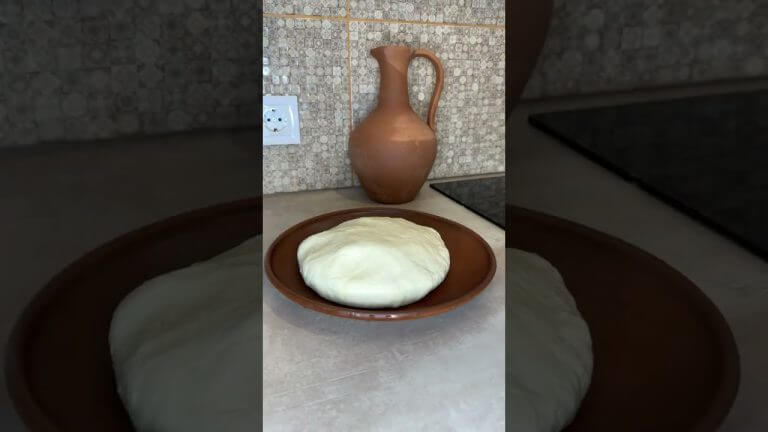 Bread recipe in ceramic pot